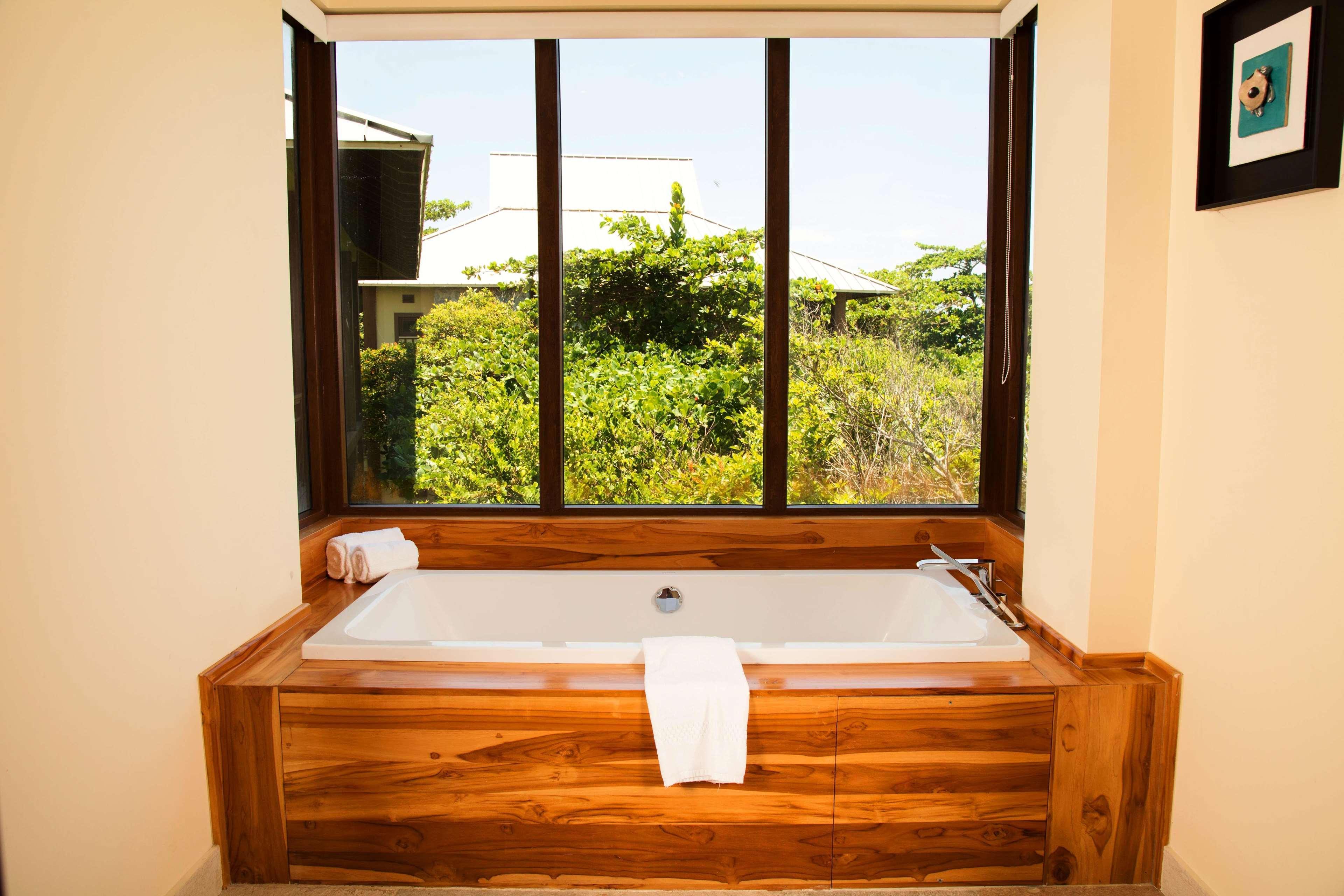 Indura Beach & Golf Resort Curio Collection By Hilton Tela Luaran gambar