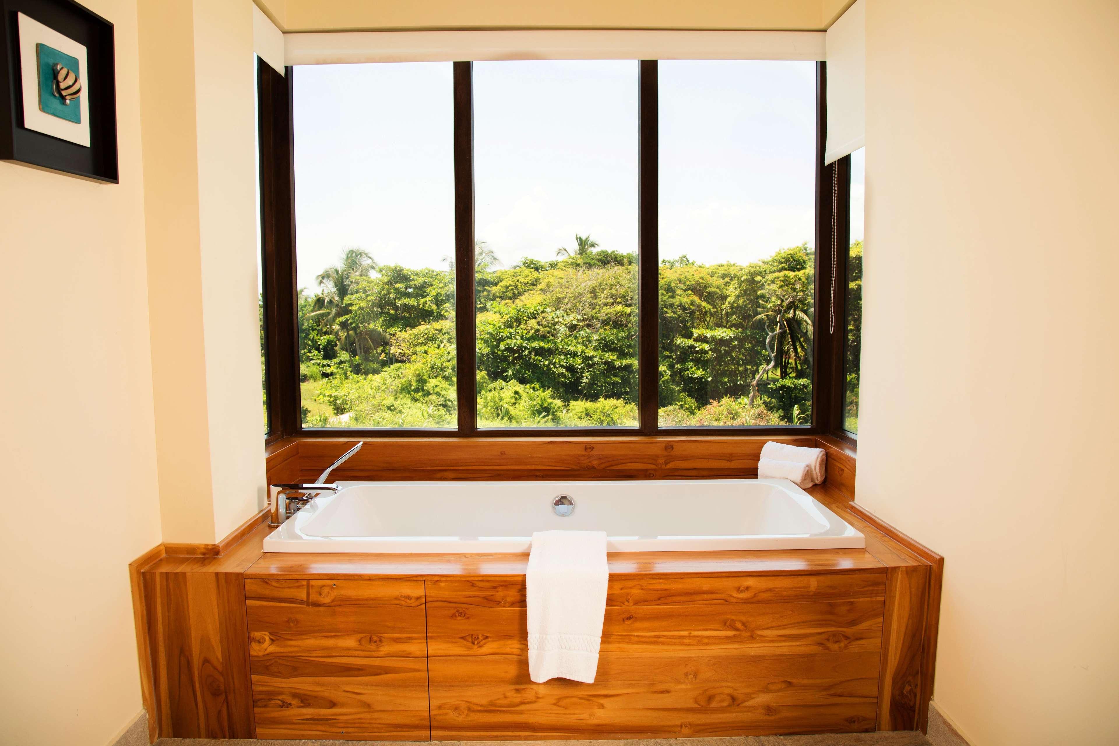 Indura Beach & Golf Resort Curio Collection By Hilton Tela Luaran gambar