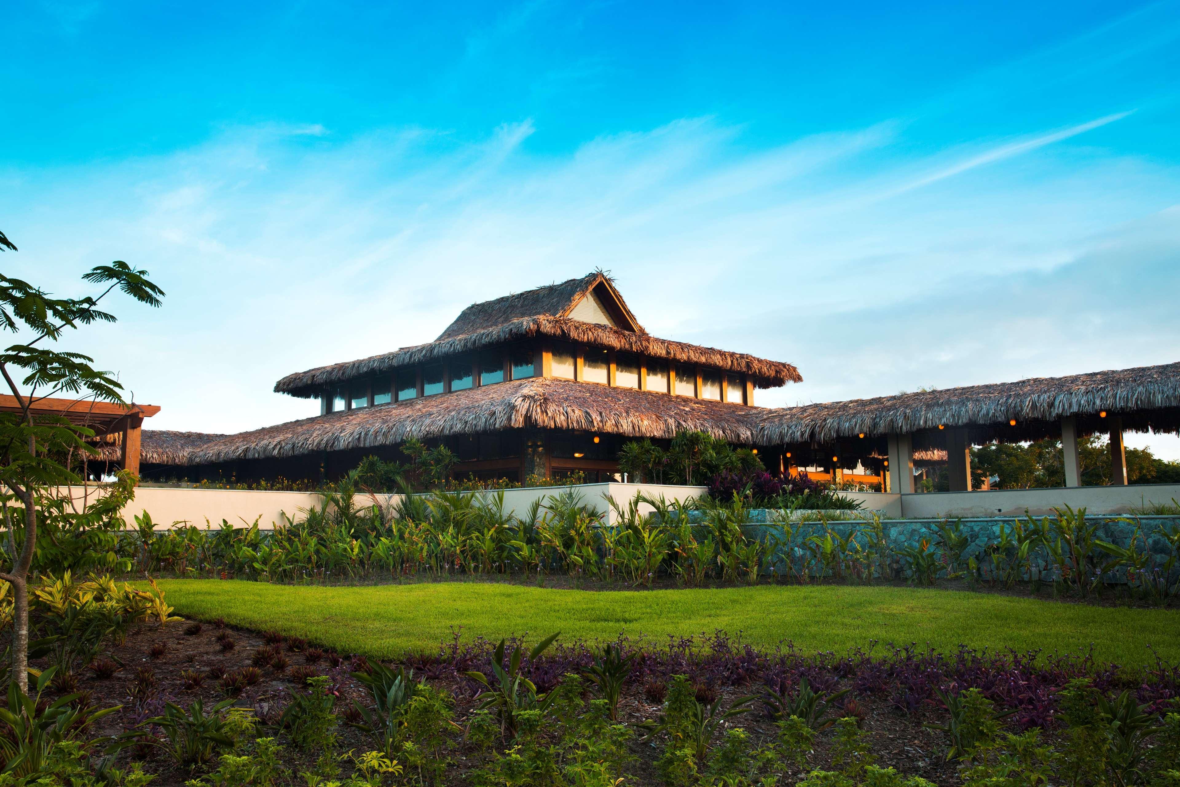 Indura Beach & Golf Resort Curio Collection By Hilton Tela Luaran gambar
